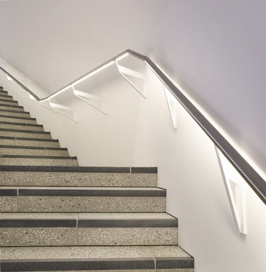 V&A East Museum by O’Donnell + Tuomey to Open in East London’s Cultural Quarter - Image 41 of 47