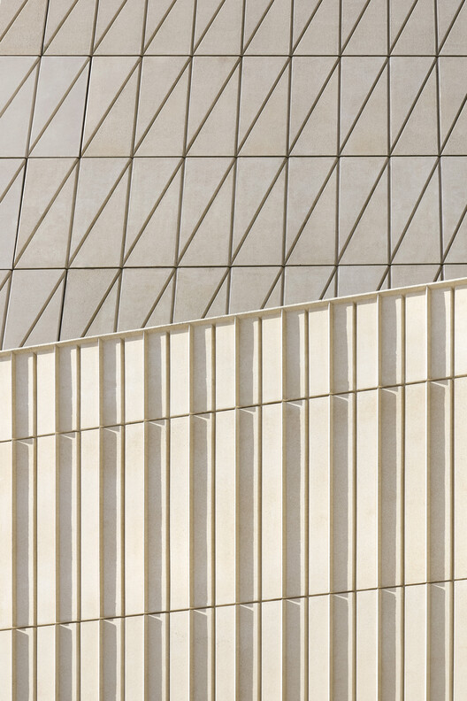 V&A East Museum by O’Donnell + Tuomey to Open in East London’s Cultural Quarter - Image 20 of 47