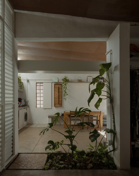 Conjunto Habitacional 954 / Este Norte Estudio - Fotografia de Interiores, Madeira, Iluminação, Viga