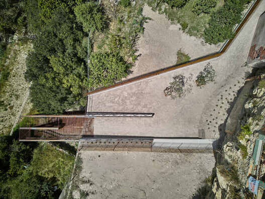 Landscape Staircase in the Vall del Pardís / Comas-Pont arquitectes Landscape Staircase in the Vall del Pardís / Comas-Pont arquitectes - Image 8 of 22