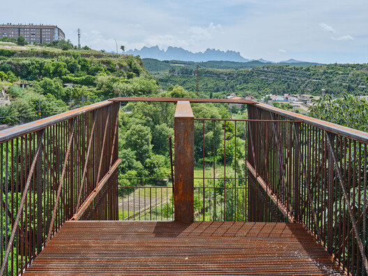 Landscape Staircase in the Vall del Pardís / Comas-Pont arquitectes Landscape Staircase in the Vall del Pardís / Comas-Pont arquitectes - Exterior Photography, Handrail