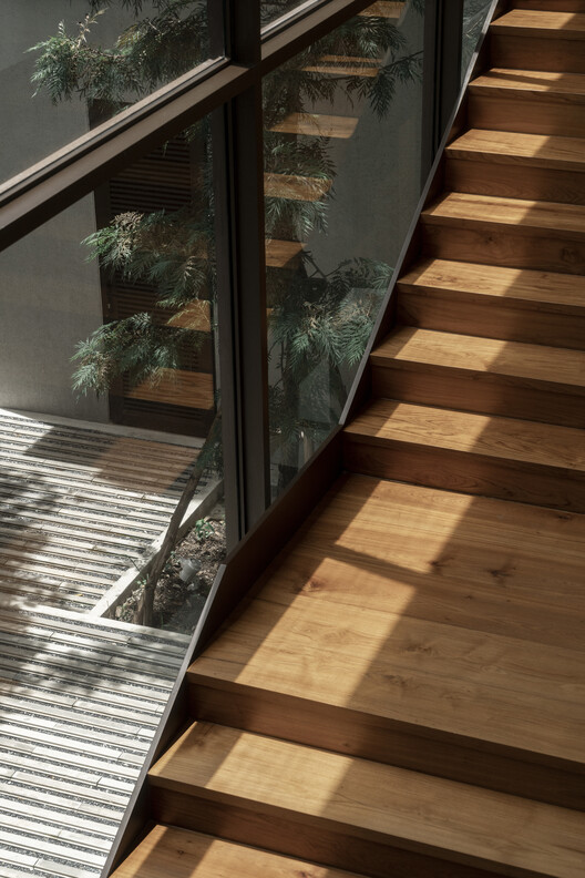 FN House / Anonym FN House / Anonym - Image 16 of 20