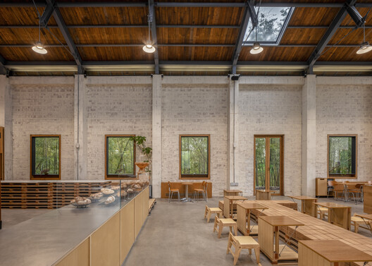 Cycle&Cycle Stone-oven Bakery Restaurant / Tens Atelier + FANAF - Interior Photography, Dining room, Wood