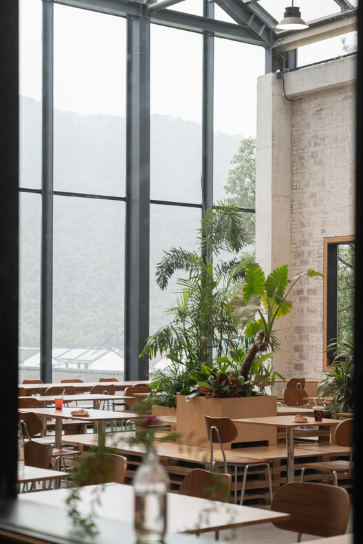 Cycle&Cycle Stone-oven Bakery Restaurant / Tens Atelier + FANAF - Interior Photography, Dining room, Chair