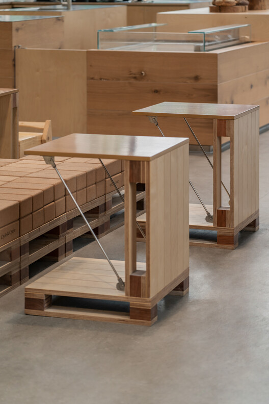Cycle&Cycle Stone-oven Bakery Restaurant / Tens Atelier + FANAF - Interior Photography, Wood