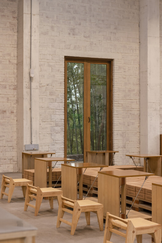 Cycle&Cycle Stone-oven Bakery Restaurant / Tens Atelier + FANAF - Interior Photography, Wood, Chair