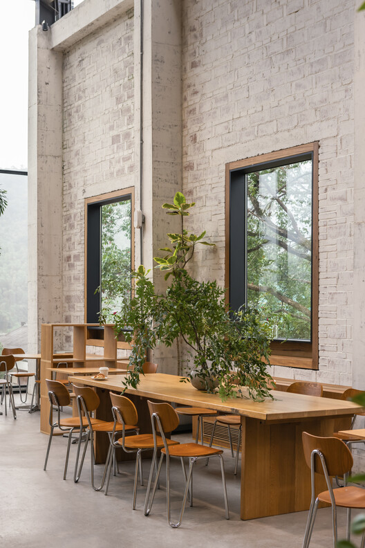 Cycle&Cycle Stone-oven Bakery Restaurant / Tens Atelier + FANAF - Interior Photography, Dining room, Wood, Table, Chair