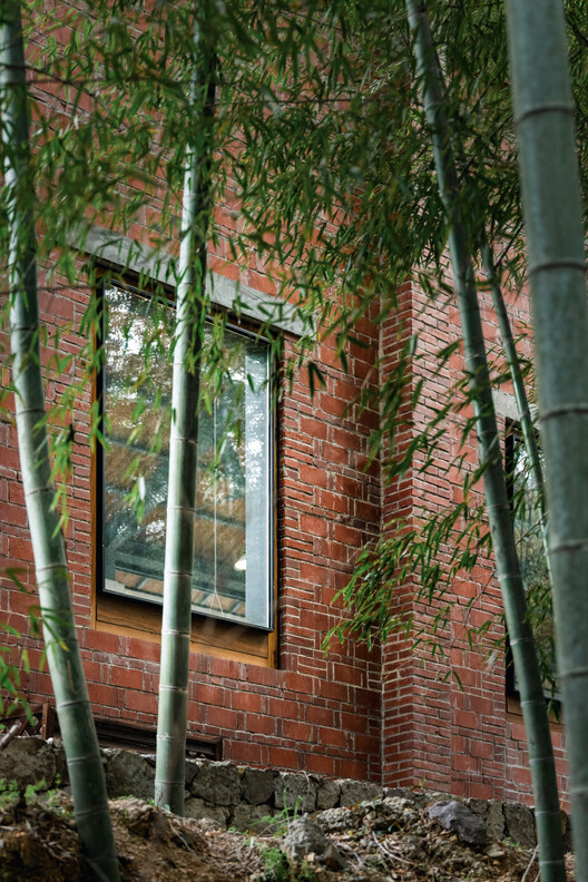 Cycle&Cycle Stone-oven Bakery Restaurant / Tens Atelier + FANAF - Exterior Photography, Brick