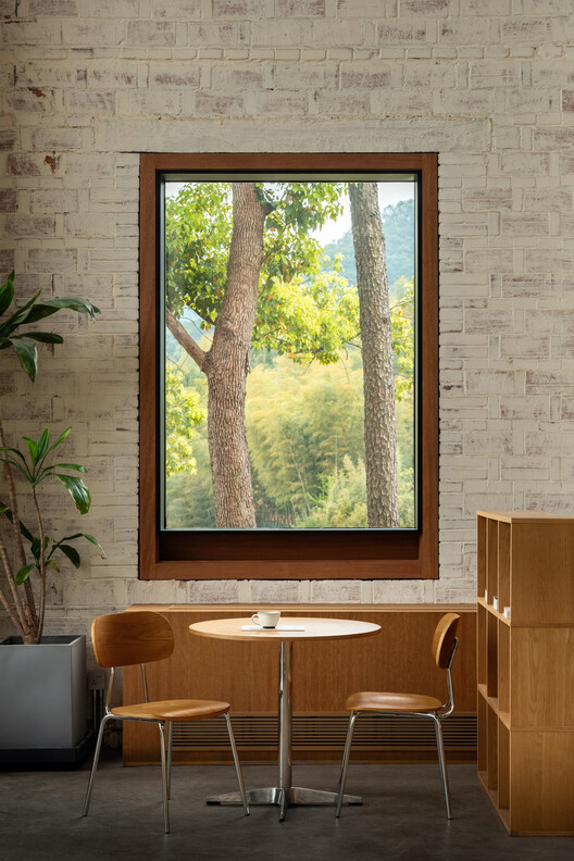 Cycle&Cycle Stone-oven Bakery Restaurant / Tens Atelier + FANAF - Interior Photography, Bathroom, Wood, Glass, Chair
