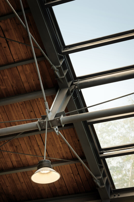 Cycle&Cycle Stone-oven Bakery Restaurant / Tens Atelier + FANAF - Interior Photography, Lighting, Beam