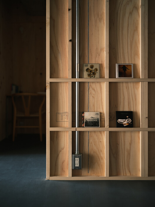 Six-Grid House in Osaka / Atelier 405 - Interior Photography, Closet, Wood, Shelving