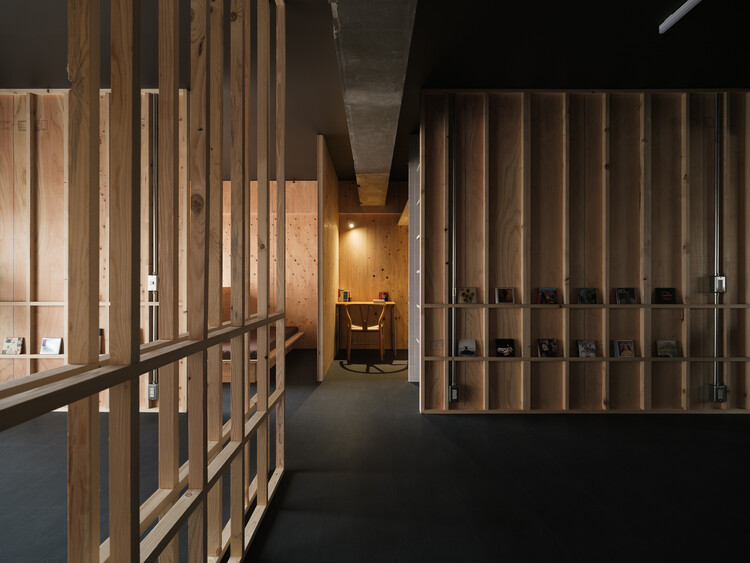 Six-Grid House in Osaka / ATELIER405 | ArchDaily