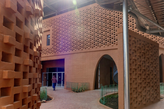 Kéré Architecture’s Goethe-Institut in Senegal Opens as a Landmark for Cultural Exchange in West Africa - Image 2 of 7
