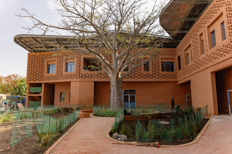 Kéré Architecture’s Goethe-Institut in Senegal Opens as a Landmark for Cultural Exchange in West Africa - Featured Image