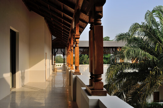 Hôtel de la Paix: An Alternative Approach to Modern Heritage in Togo - Image 19 of 20