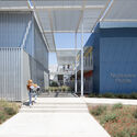 Northview Point Apartments / Brooks Scarpa Huber - Interior Photography, Apartments, Courtyard