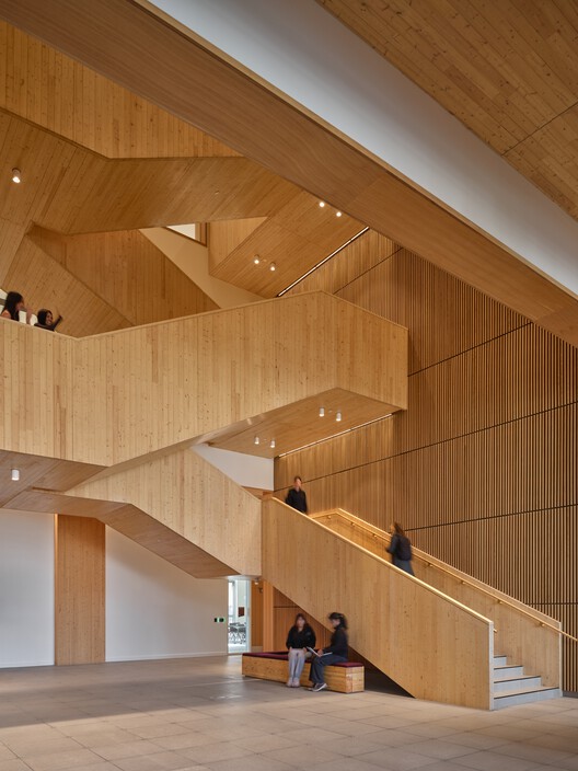 Limberlost Place / Moriyama & Teshima Architects - Image 6 of 39