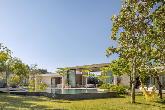 Boutique House / Studio Gontijo Arquitetura Boutique House / Studio Gontijo Arquitetura - Image 14 of 32