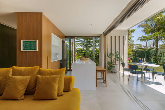 Boutique House / Studio Gontijo Arquitetura Boutique House / Studio Gontijo Arquitetura - Interior Photography, Chair, Balcony