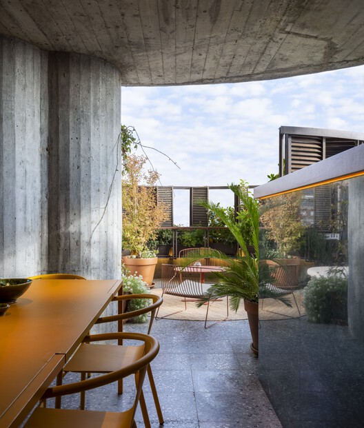 Reforma de Apartamento Passivhaus em Torres Blancas / CSO arquitectura - Fotografia de Exterior, Balcão