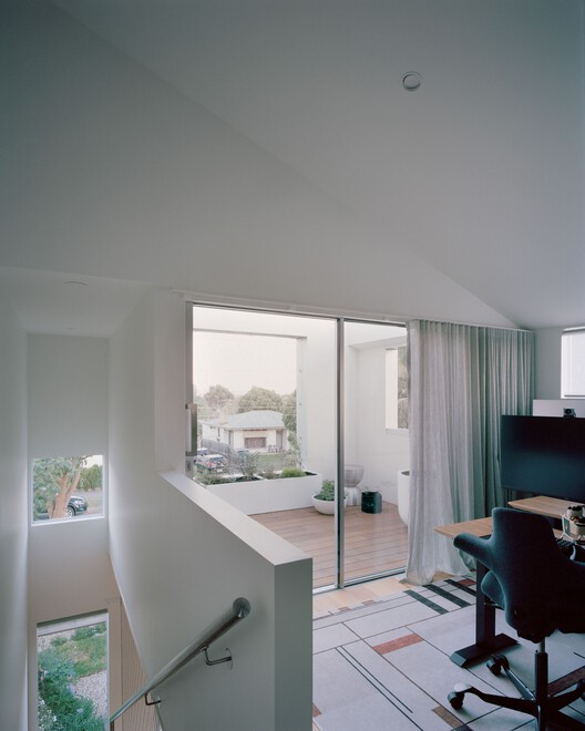 Shand Road / Ys Housing - Interior Photography, Wood, Stairs