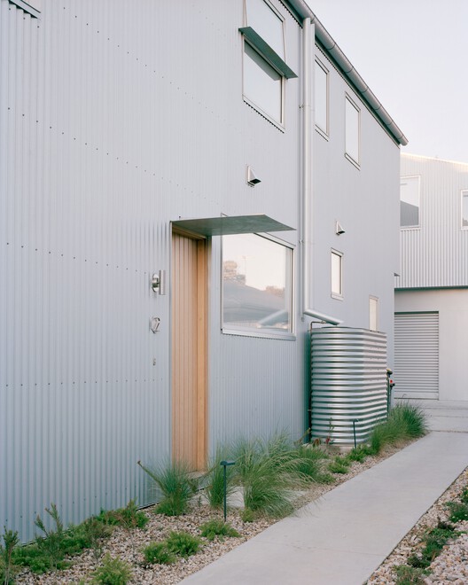 Shand Road / Ys Housing - Exterior Photography, Concrete