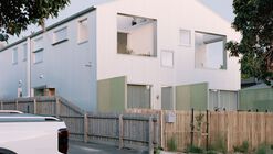 Shand Road Townhouse / Ys Housing