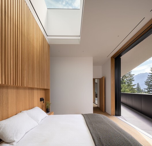 Passive House Forest Retreat / Stark - Image 11 of 25