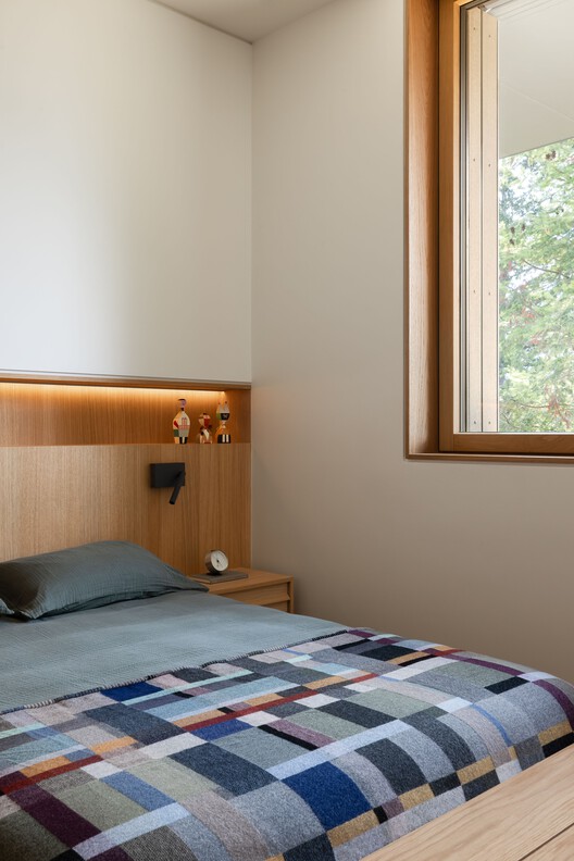 Passive House Forest Retreat / Stark - Image 9 of 25