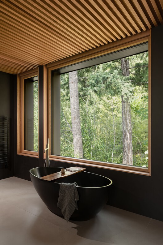 Passive House Forest Retreat / Stark - Image 10 of 25