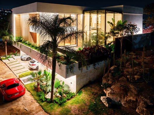 Reclaiming the Street: Alejandra Ferrera on Architecture and Urban Life in Honduras - Image 12 of 15