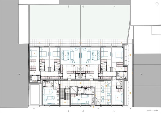 Hintze Ribeiro Multifamily Housing Building / Helder da Rocha Arquitectos Hintze Ribeiro Multifamily Housing Building / Helder da Rocha Arquitectos - Image 33 of 43