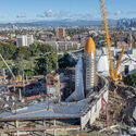 ZGF Architects Nears Completion of Los Angeles Air and Space Center Housing Space Shuttle Endeavour - Image 1 of 4