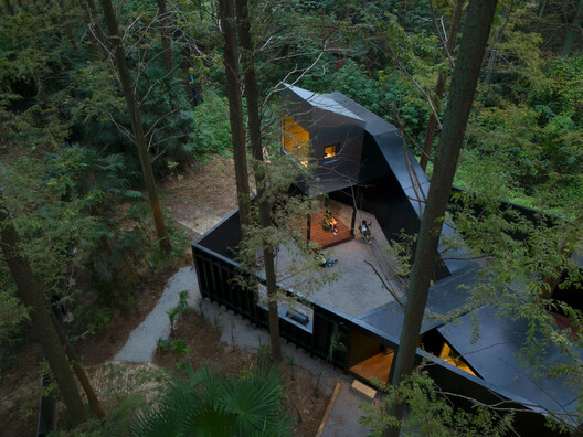 Playtime Cabin / Wiki World + Advanced Architecture Lab - Image 8 of 30