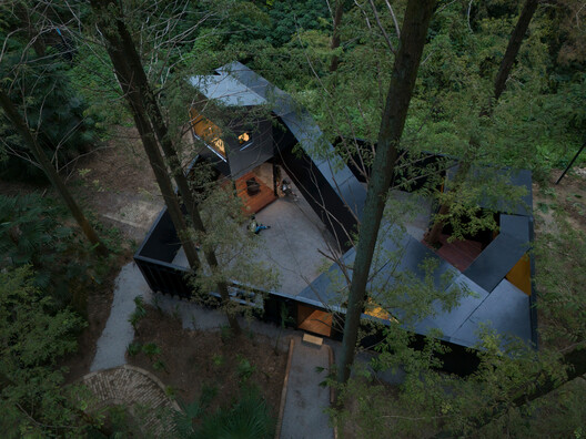 Playtime Cabin / Wiki World + Advanced Architecture Lab - Image 9 of 30