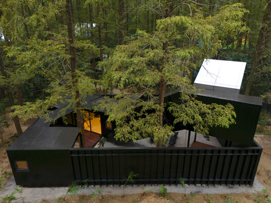 Playtime Cabin / Wiki World + Advanced Architecture Lab - Exterior Photography, Wood