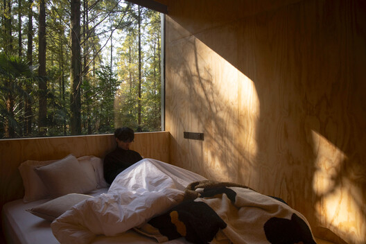 Playtime Cabin / Wiki World + Advanced Architecture Lab - Interior Photography, Bedroom, Wood