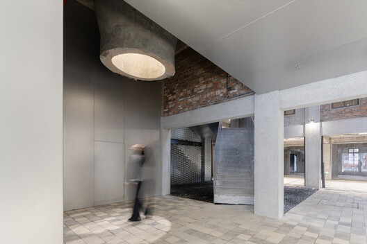 Nanhai Dali "Yanbu 1432" Yanbu Grain Processing Plant & Distillery Renovation / Atelier cnS - Interior Photography, Concrete, Column