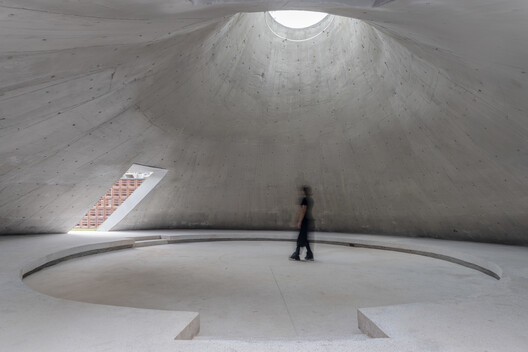 Nanhai Dali "Yanbu 1432" Yanbu Grain Processing Plant & Distillery Renovation / Atelier cnS - Interior Photography, Concrete