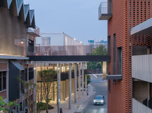 Nanhai Dali "Yanbu 1432" Yanbu Grain Processing Plant & Distillery Renovation / Atelier cnS - Exterior Photography, Concrete, Balcony