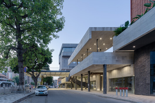 Nanhai Dali "Yanbu 1432" Yanbu Grain Processing Plant & Distillery Renovation / Atelier cnS - Image 6 of 36