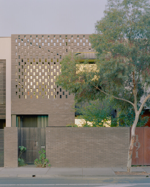 Burnley House / Sonelo Architects - Image 6 of 37