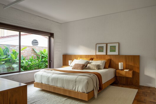Cafelândia House / Ana Sawaia Arquitetura - Interior Photography, Bedroom, Bed, Wood