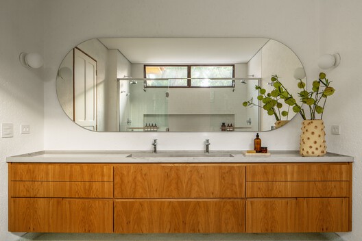 Cafelândia House / Ana Sawaia Arquitetura - Interior Photography, Bathroom, Wood, Countertop, Sink