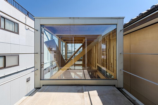 House & Office SH / 1-1 Architects - Exterior Photography, Wood, Glass, Handrail, Balcony