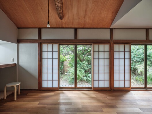 Minamicho House / ROOVICE - Interior Photography, Wood, Lighting, Glass, Door