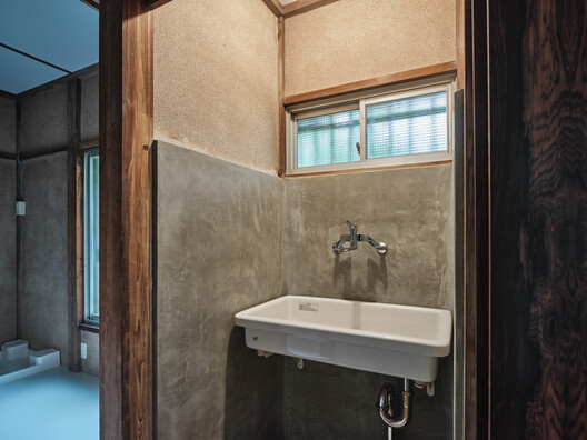 Minamicho House / ROOVICE - Interior Photography, Bathroom, Wood, Glass, Sink