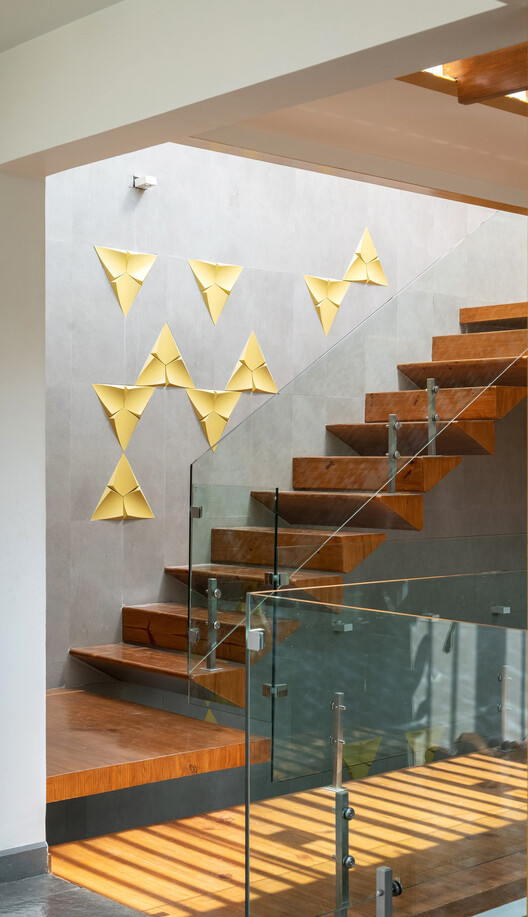 The Blooming Haus / Studio WhiteScape - Image 15 of 33