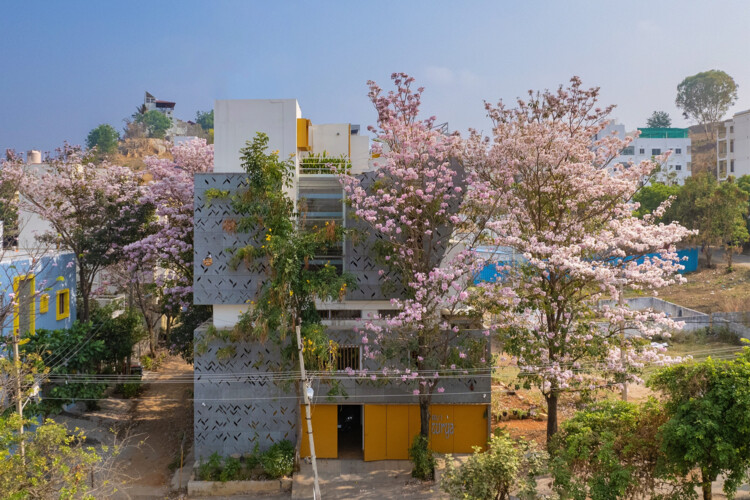 The Blooming Haus / Studio WhiteScape - Exterior Photography, Balcony