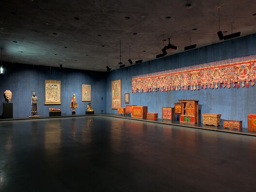 Peter Zumthor’s LACMA David Geffen Galleries Open in Los Angeles - Image 25 of 45